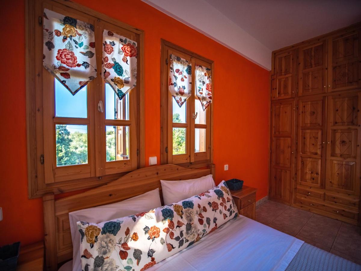 Orange House For Big Families In Damouchari - Delicious Houses Esterno foto