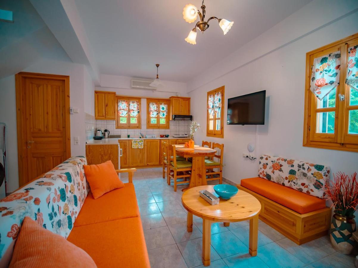 Orange House For Big Families In Damouchari - Delicious Houses Esterno foto