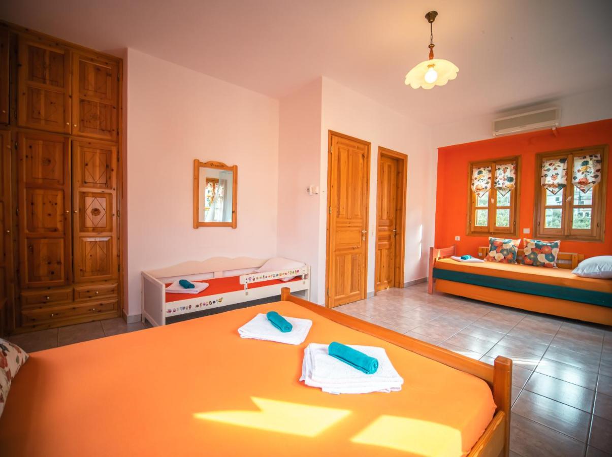 Orange House For Big Families In Damouchari - Delicious Houses Esterno foto