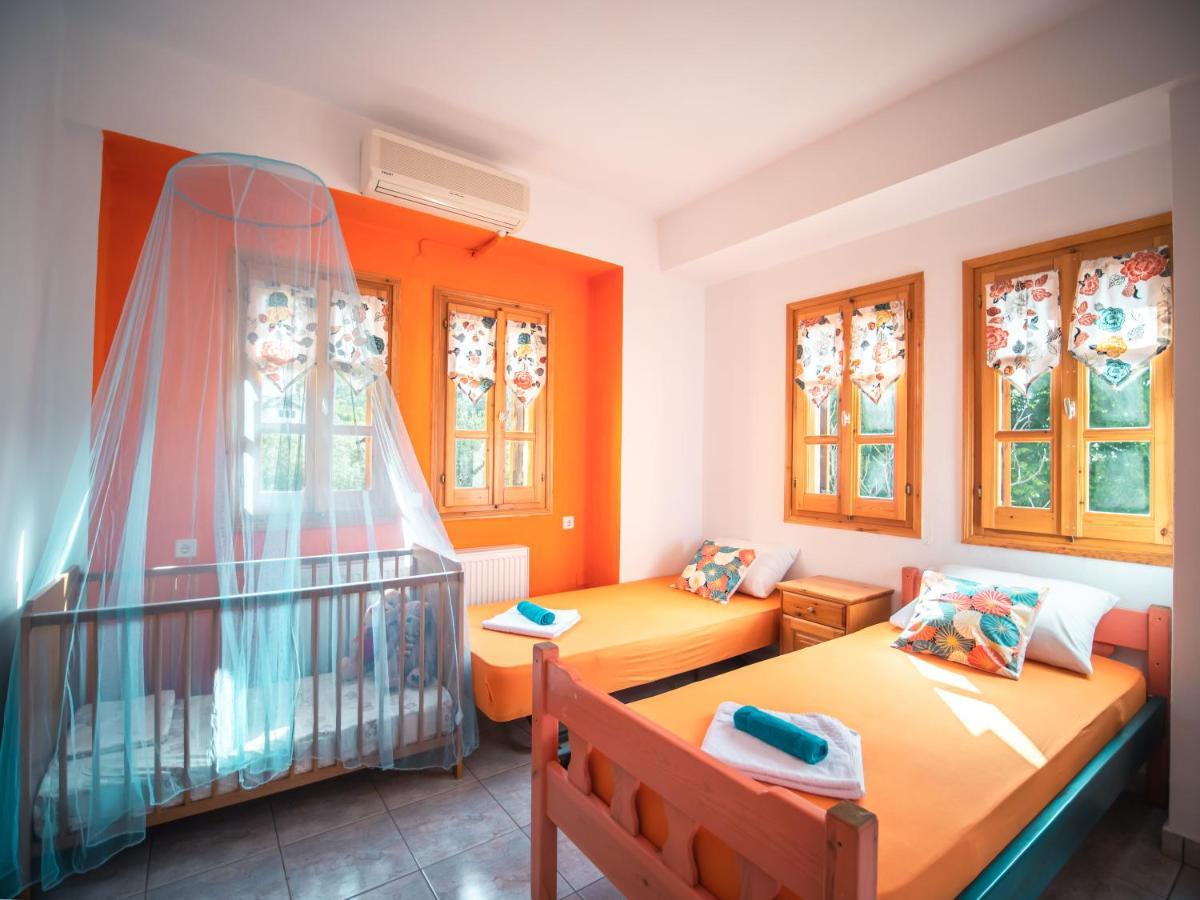 Orange House For Big Families In Damouchari - Delicious Houses Esterno foto