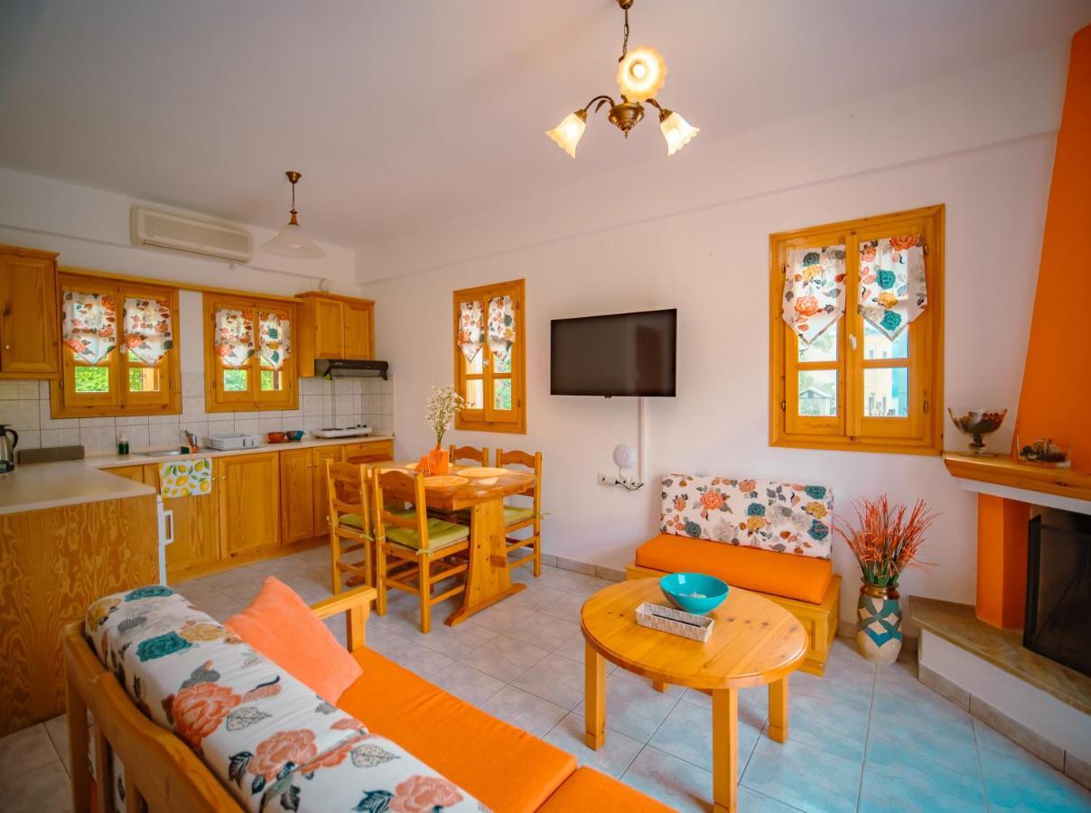 Orange House For Big Families In Damouchari - Delicious Houses Esterno foto
